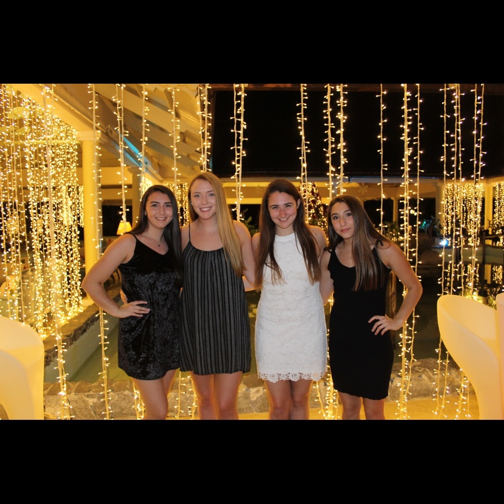 Meet your Posher, Nicole